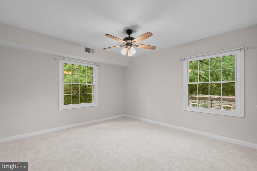 8110 COLONY POINT ROAD Unit: H