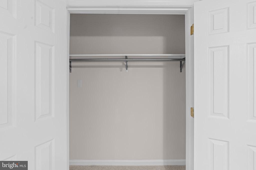 8110 COLONY POINT ROAD Unit: H