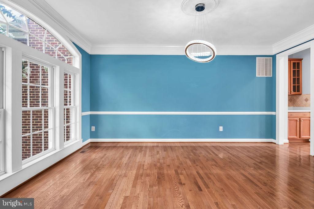 22405 Belle Terra Dr