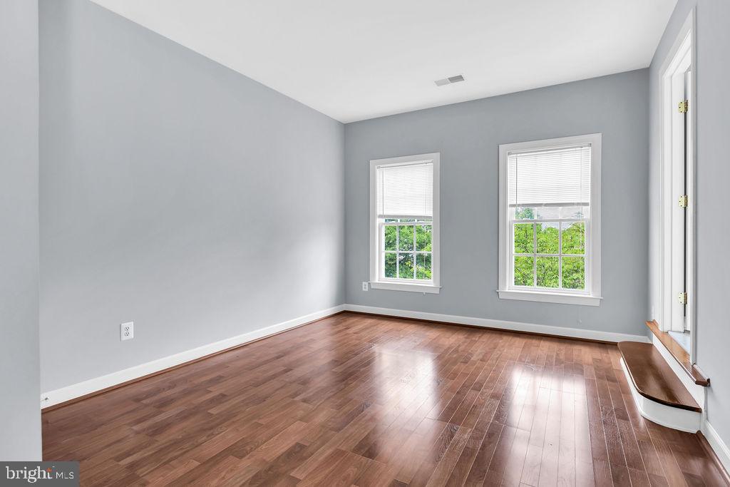22405 Belle Terra Dr