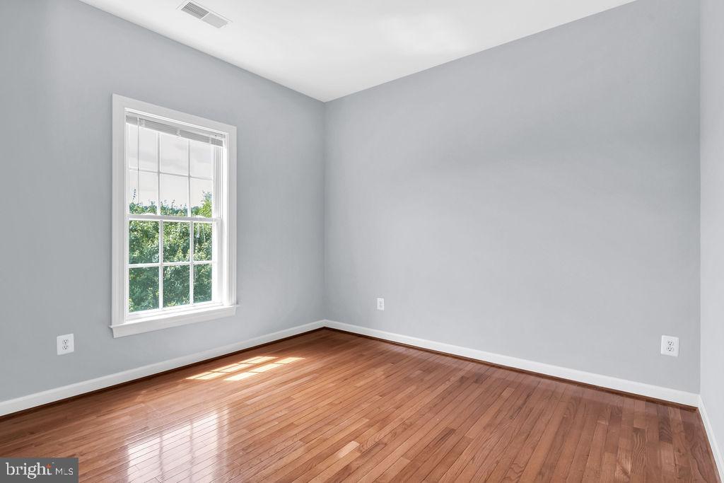 22405 Belle Terra Dr