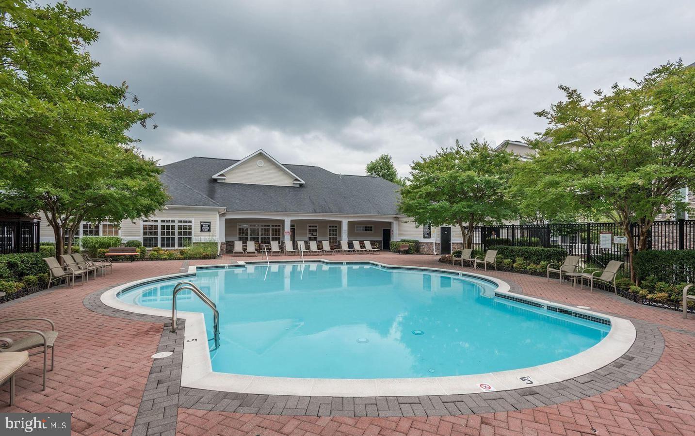 507 Sunset View Ter SE #108