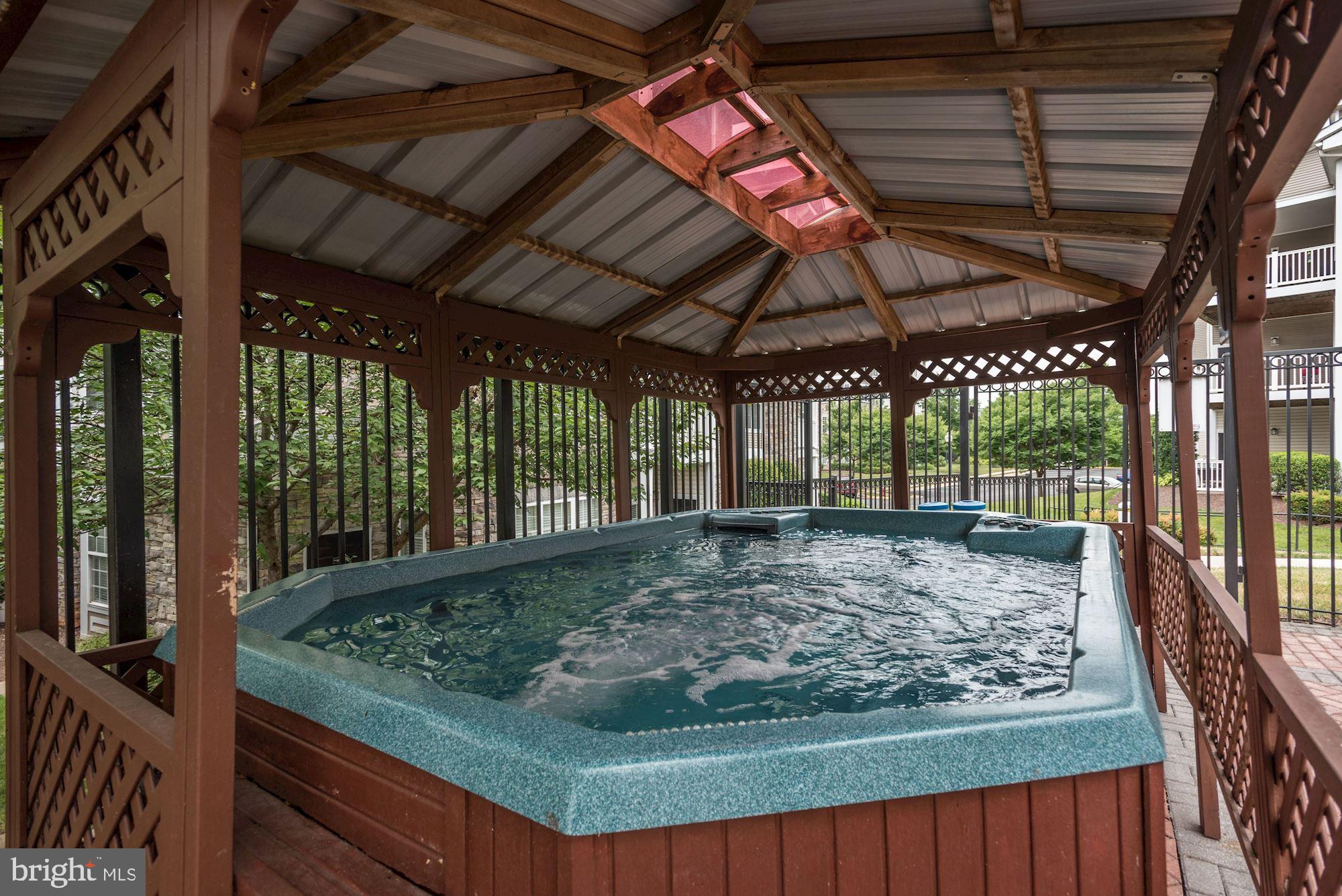 507 Sunset View Ter SE #108