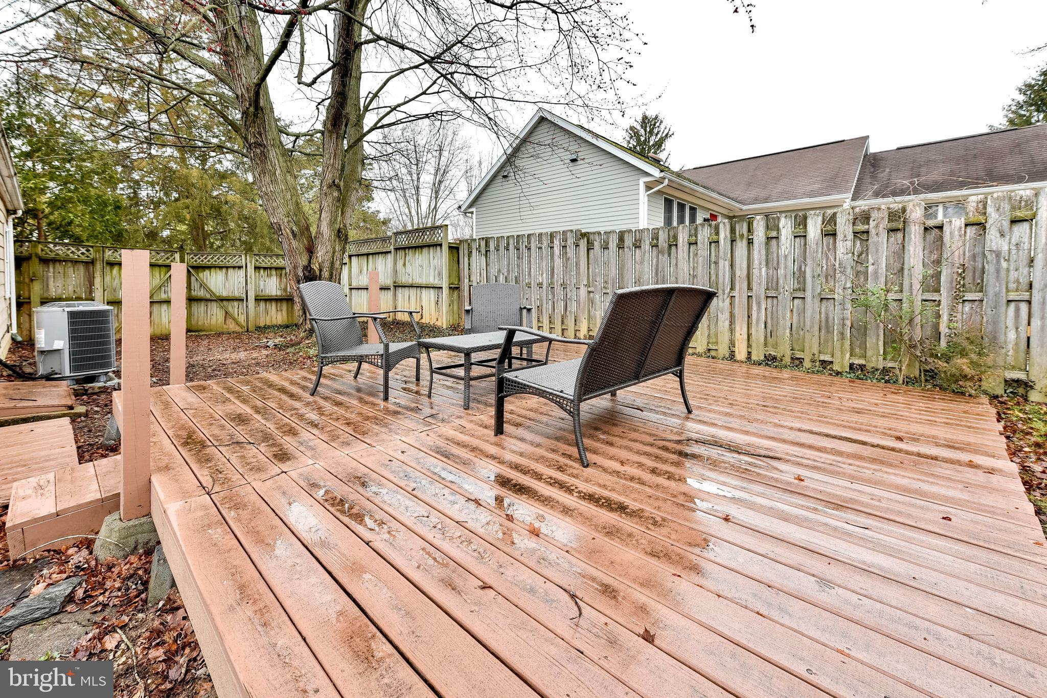 602 Blue Ridge Ave NE