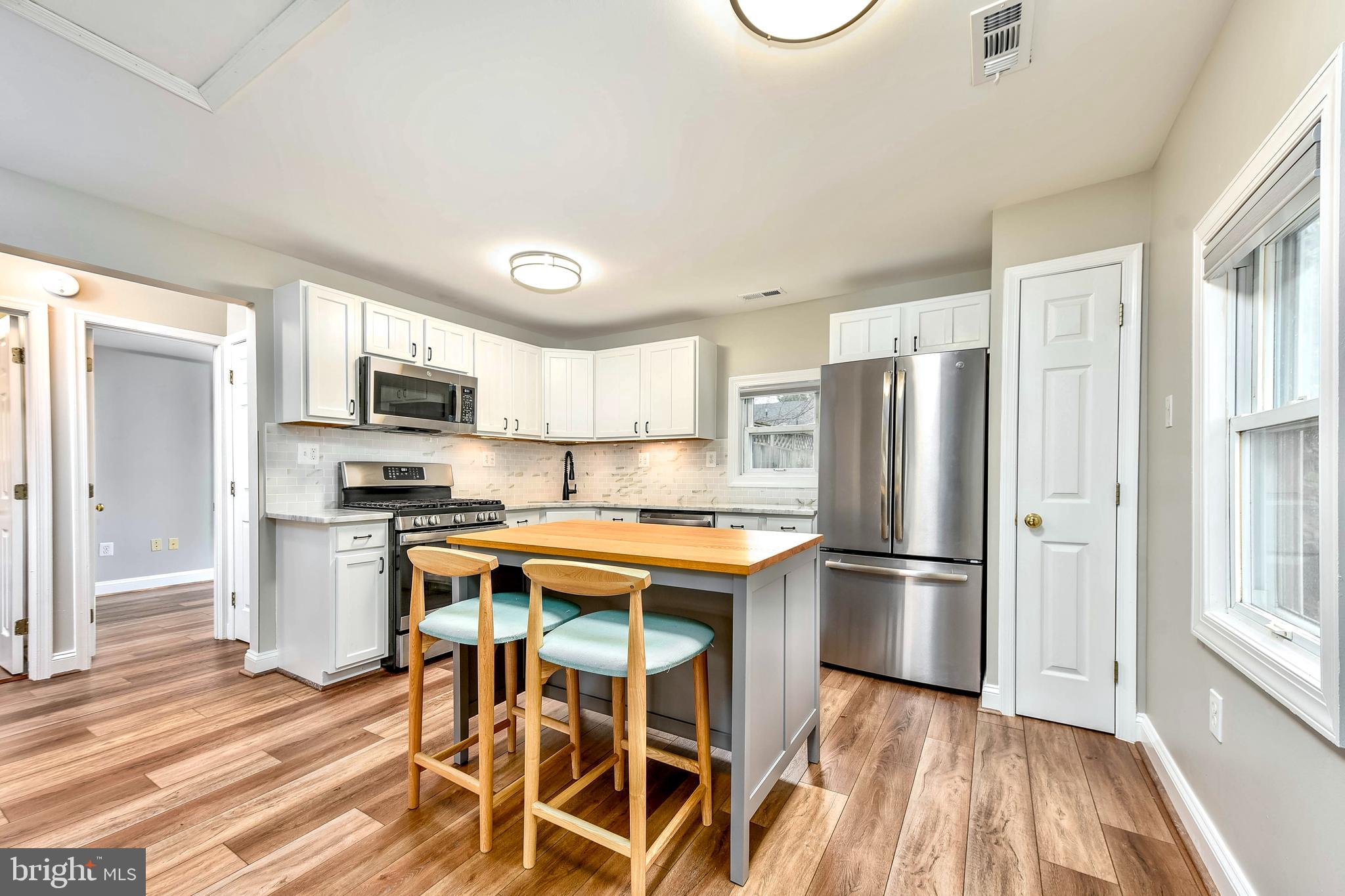 602 Blue Ridge Ave NE