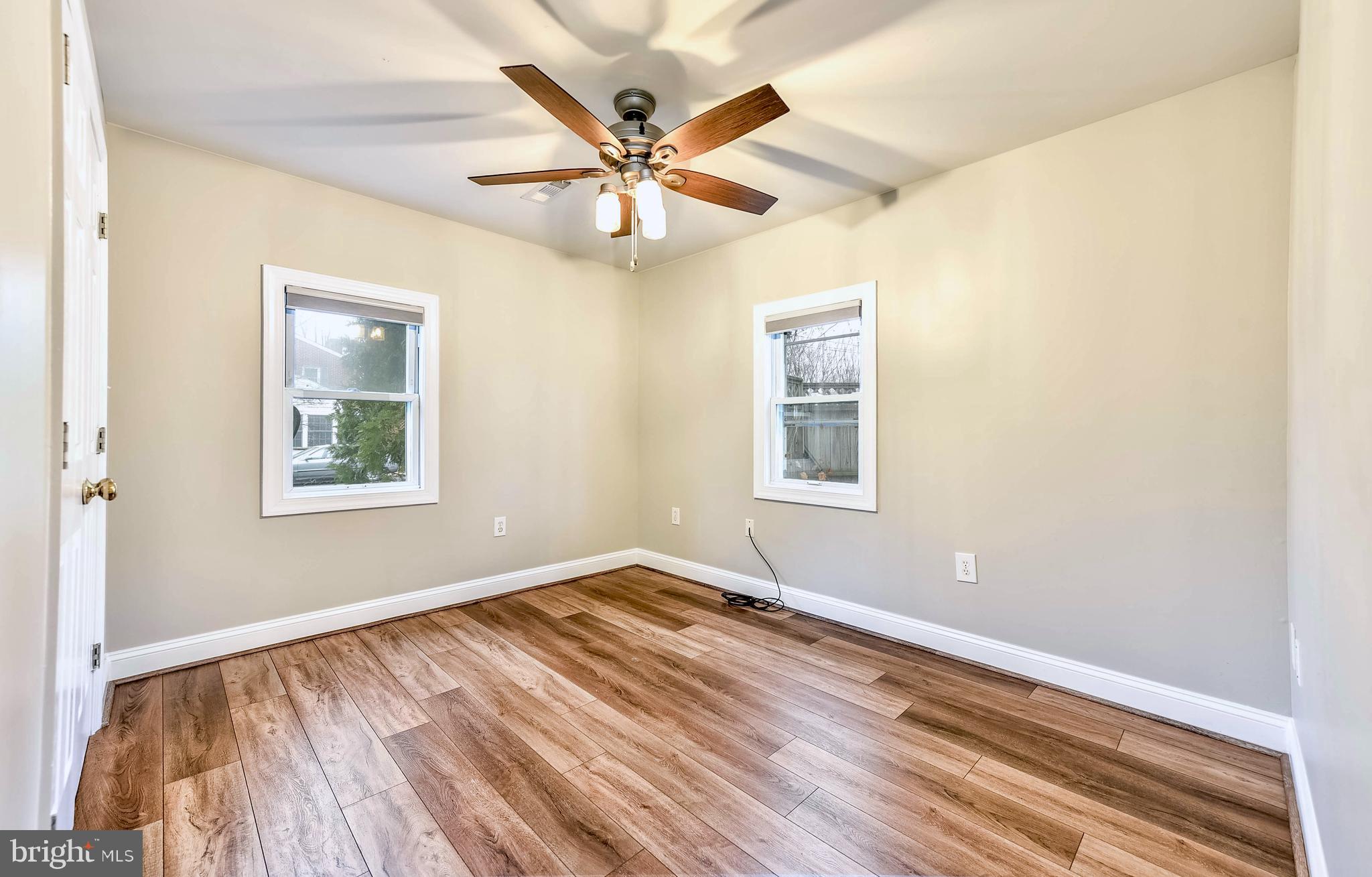 602 Blue Ridge Ave NE