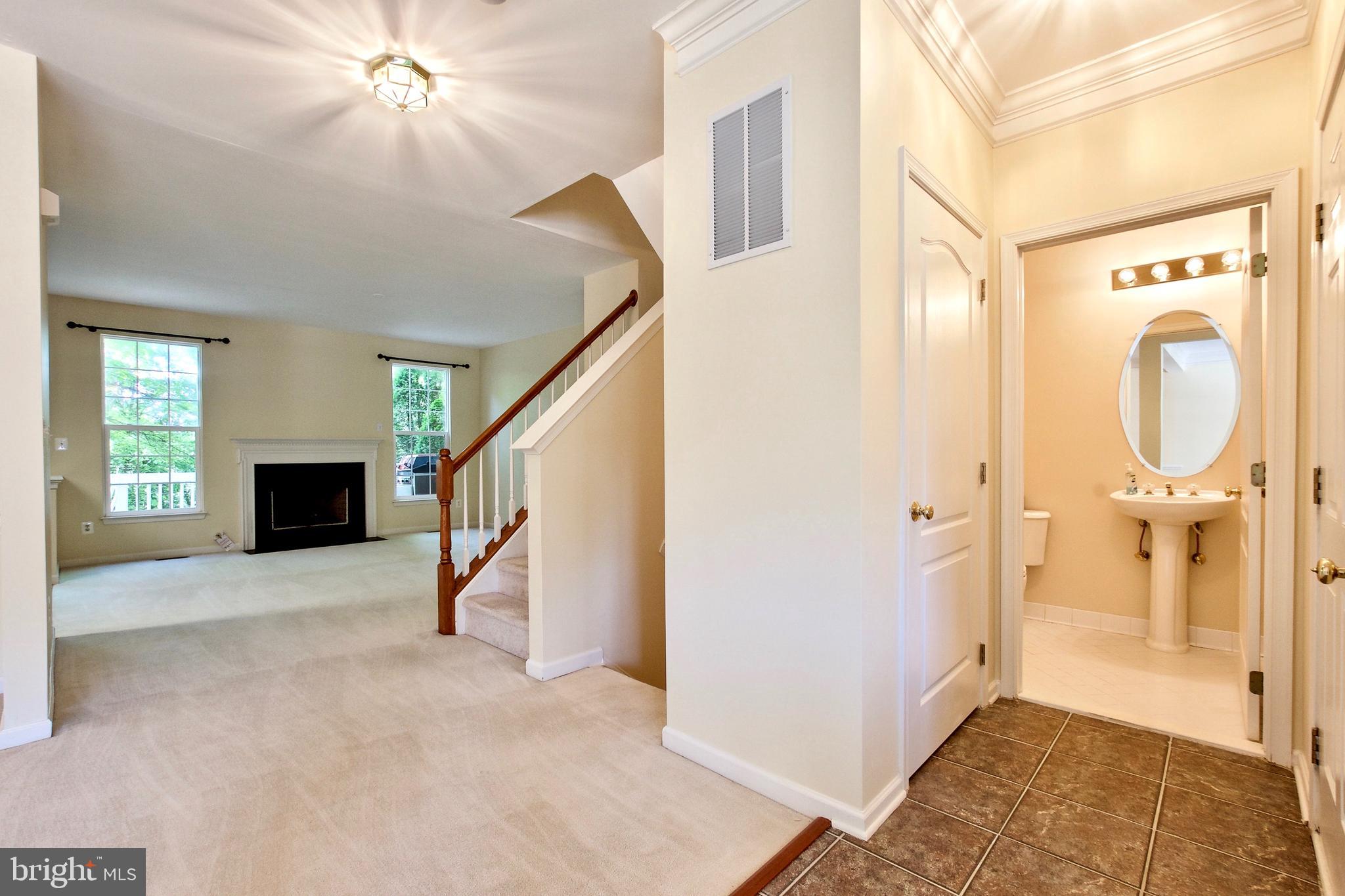 43581 DUNHILL CUP SQ