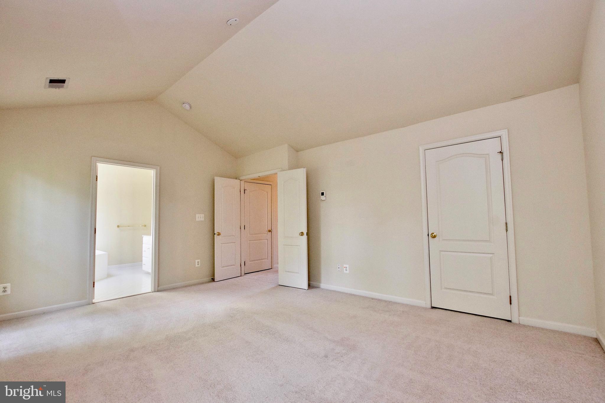 43581 DUNHILL CUP SQ