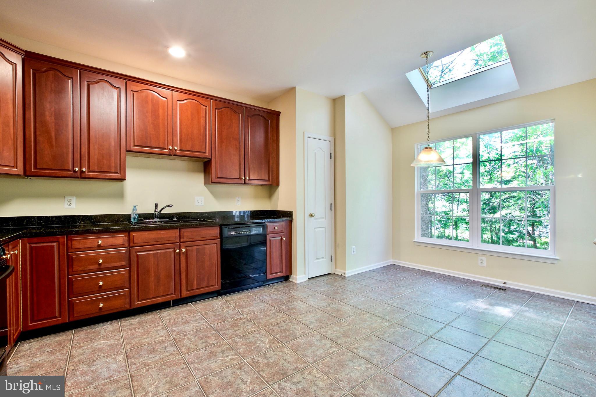 43581 DUNHILL CUP SQ