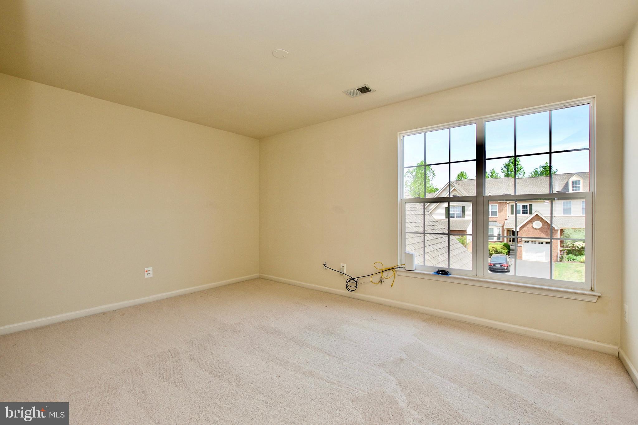 43581 DUNHILL CUP SQ