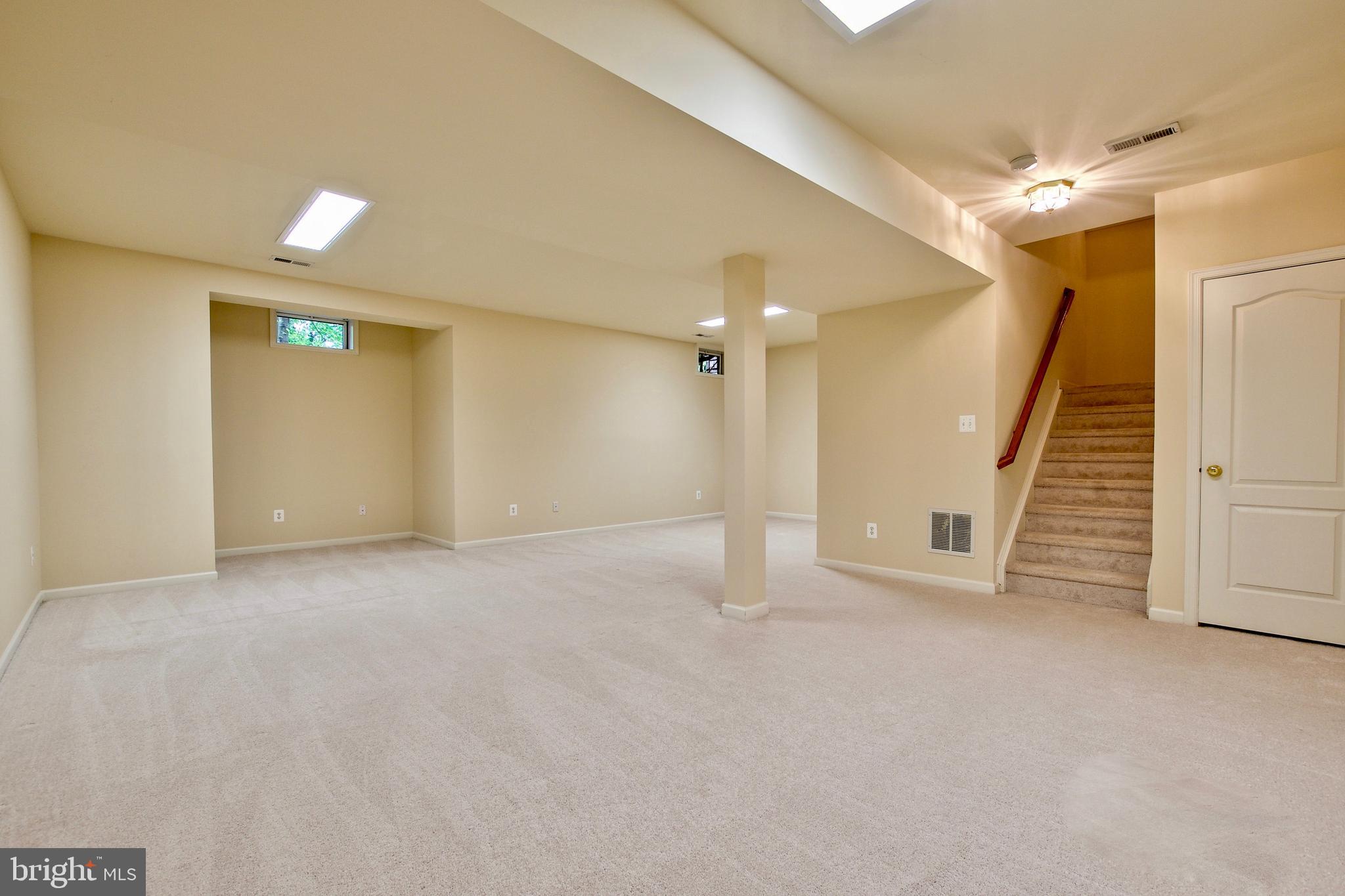 43581 DUNHILL CUP SQ