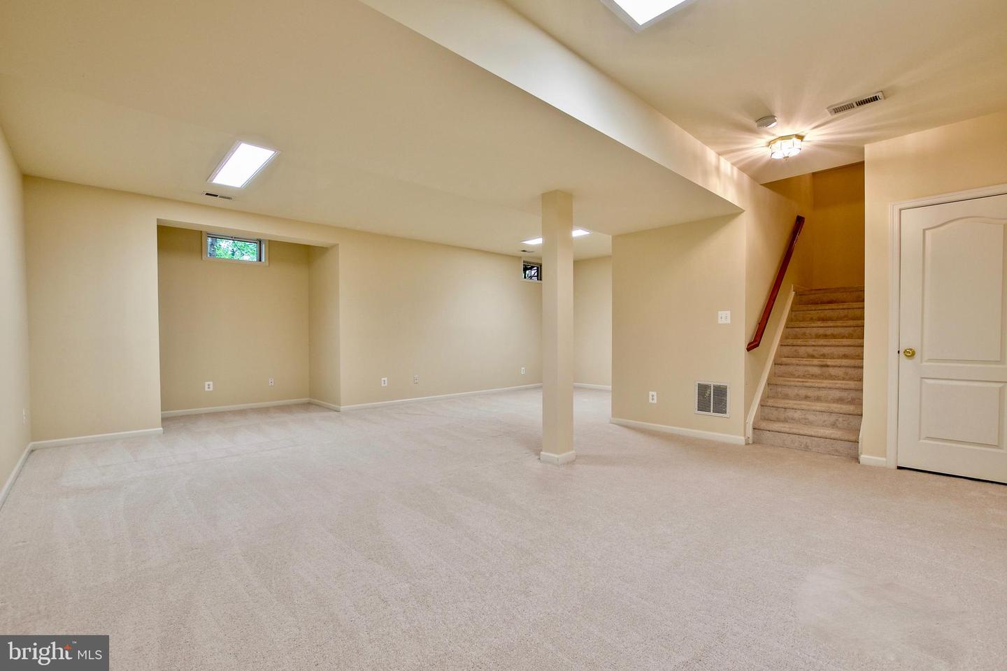 43581 DUNHILL CUP SQ