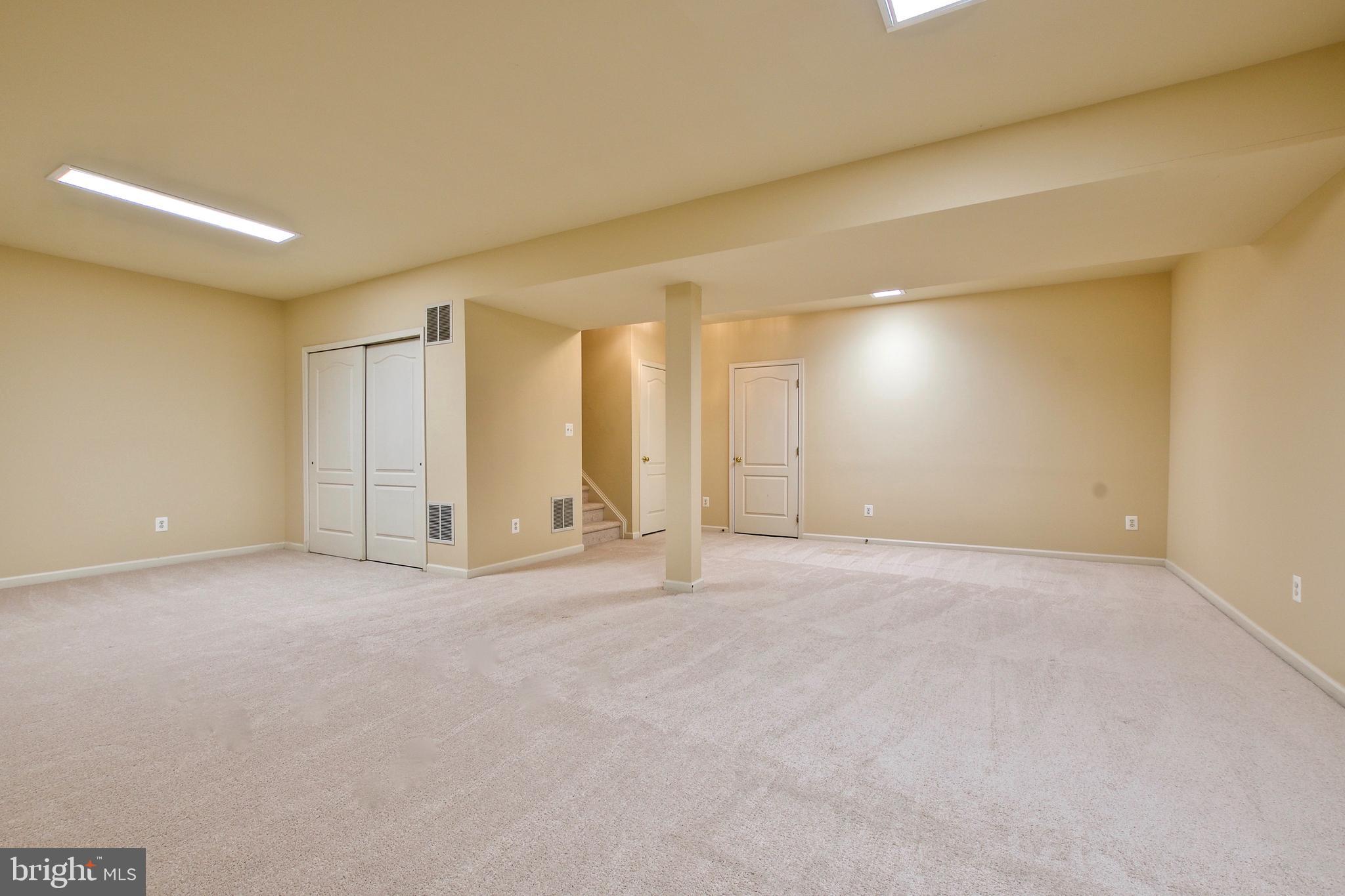 43581 DUNHILL CUP SQ