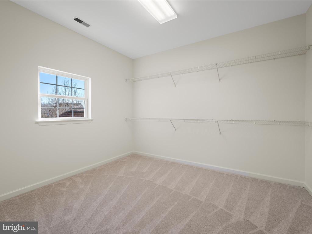 11517 Mica Pl