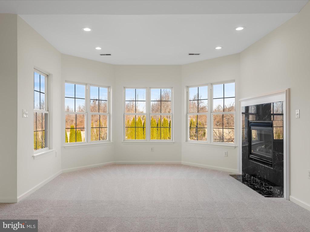11517 Mica Pl