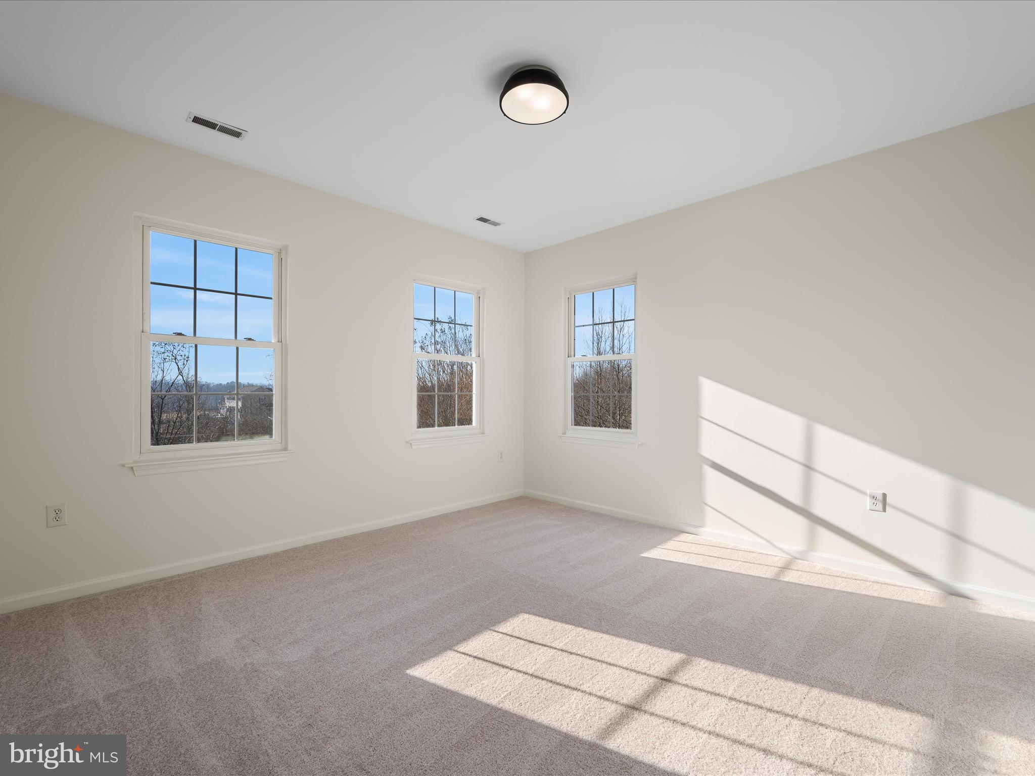 11517 Mica Pl