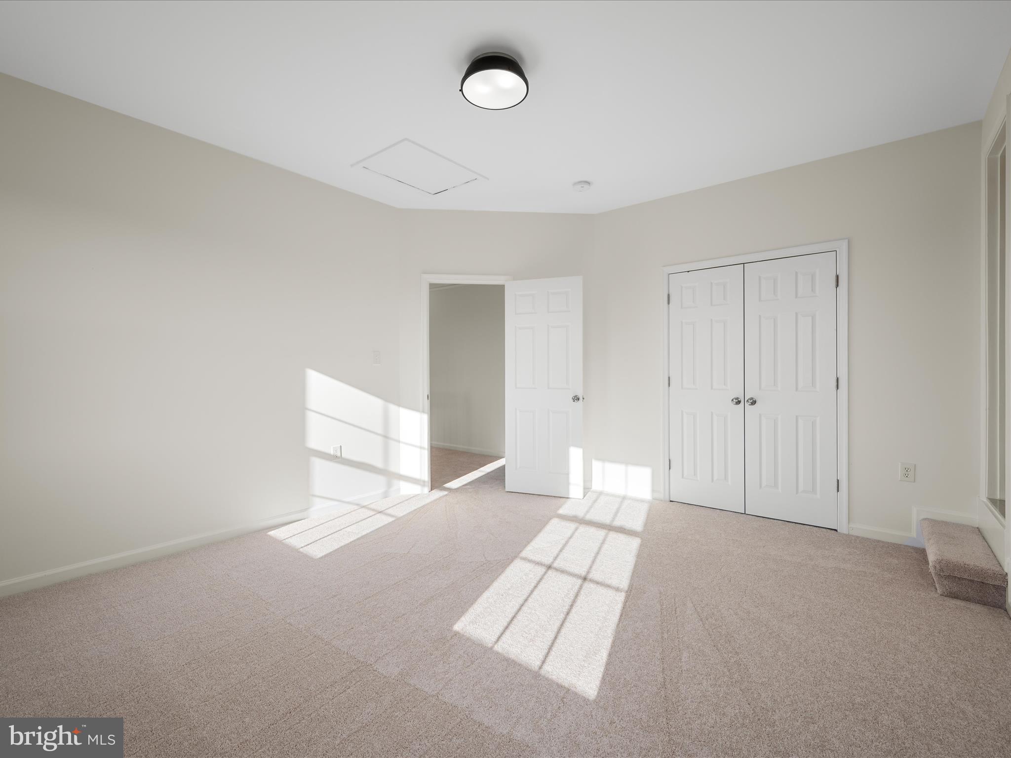 11517 Mica Pl