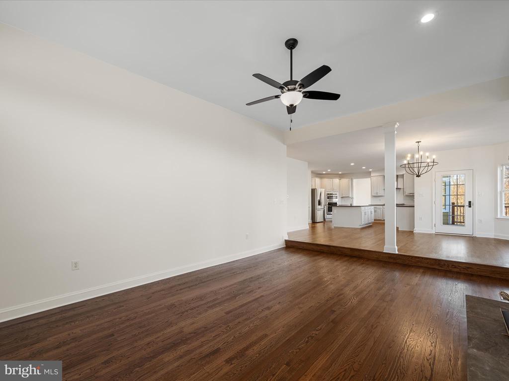 11517 Mica Pl