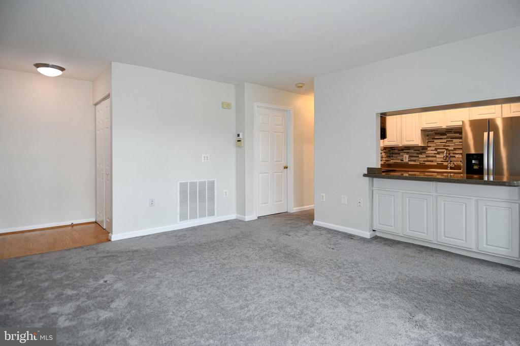 114 WESTWICK CT #7