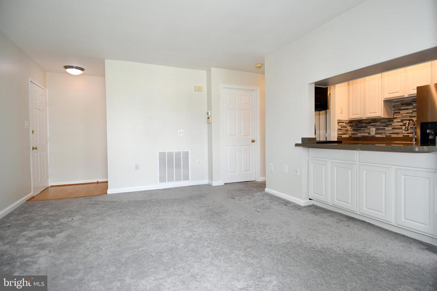 114 WESTWICK CT #7