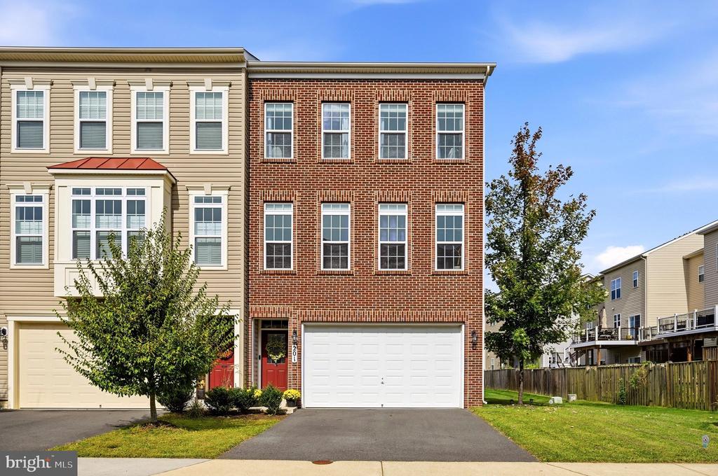 201 APSLEY TERRACE