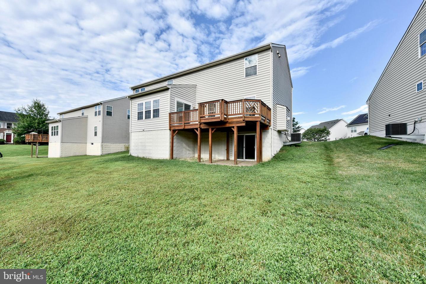 2304 Buoy Ct