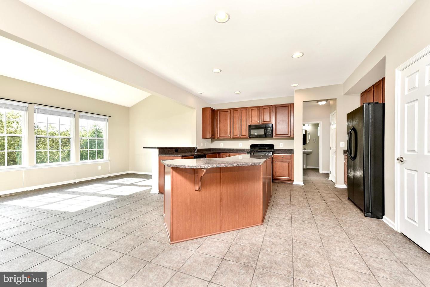 2304 Buoy Ct