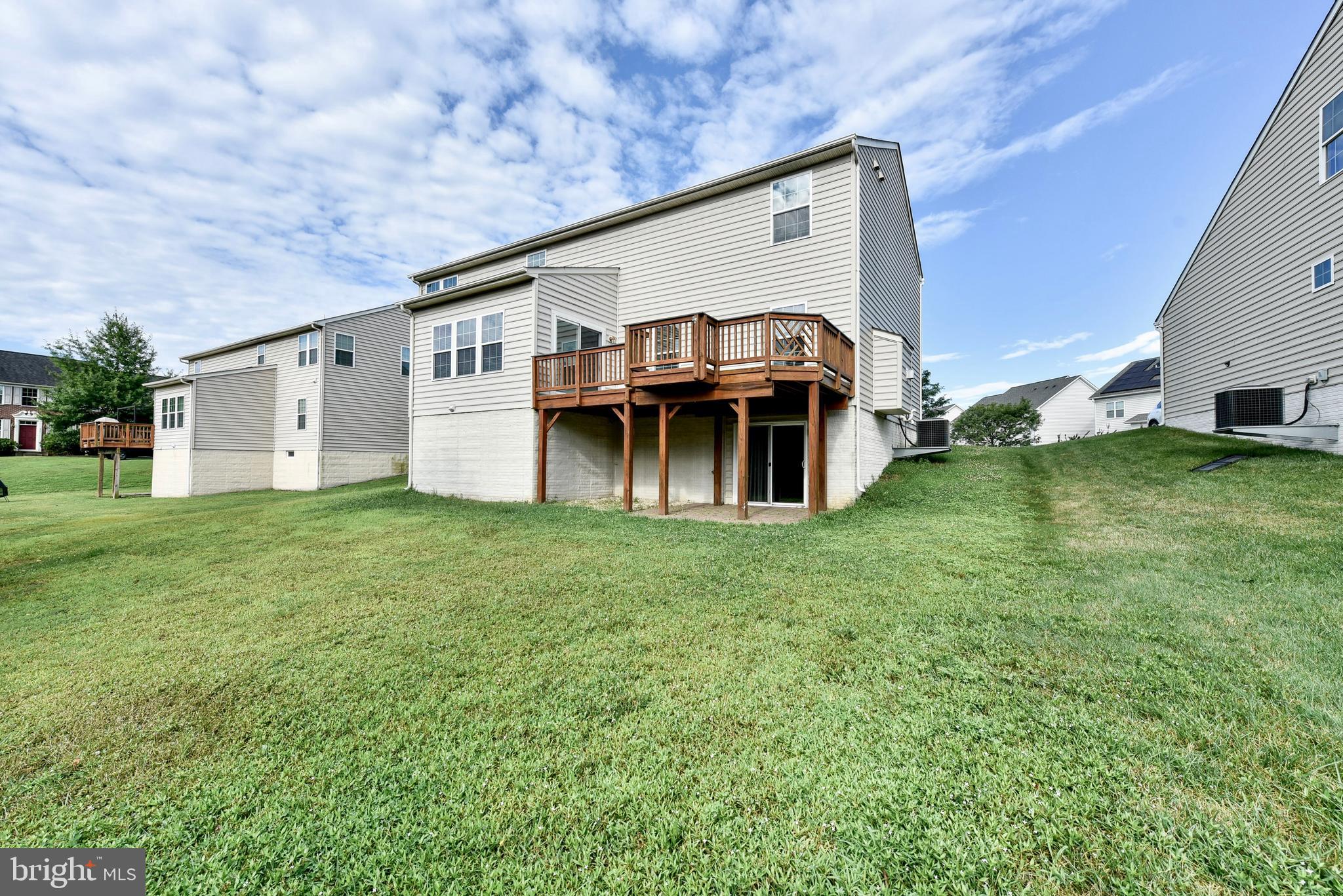 2304 Buoy Ct