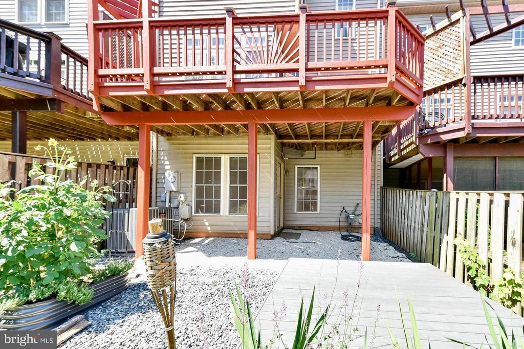 14422 FOWLERS MILL DRIVE
