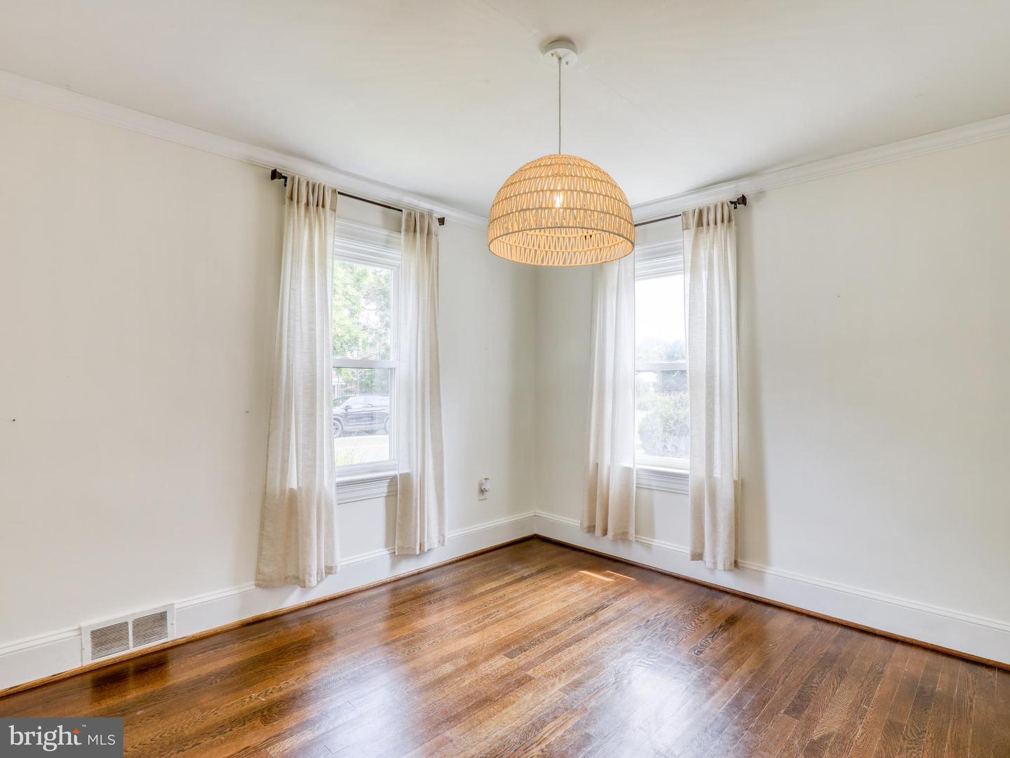 123 Bellview Ave