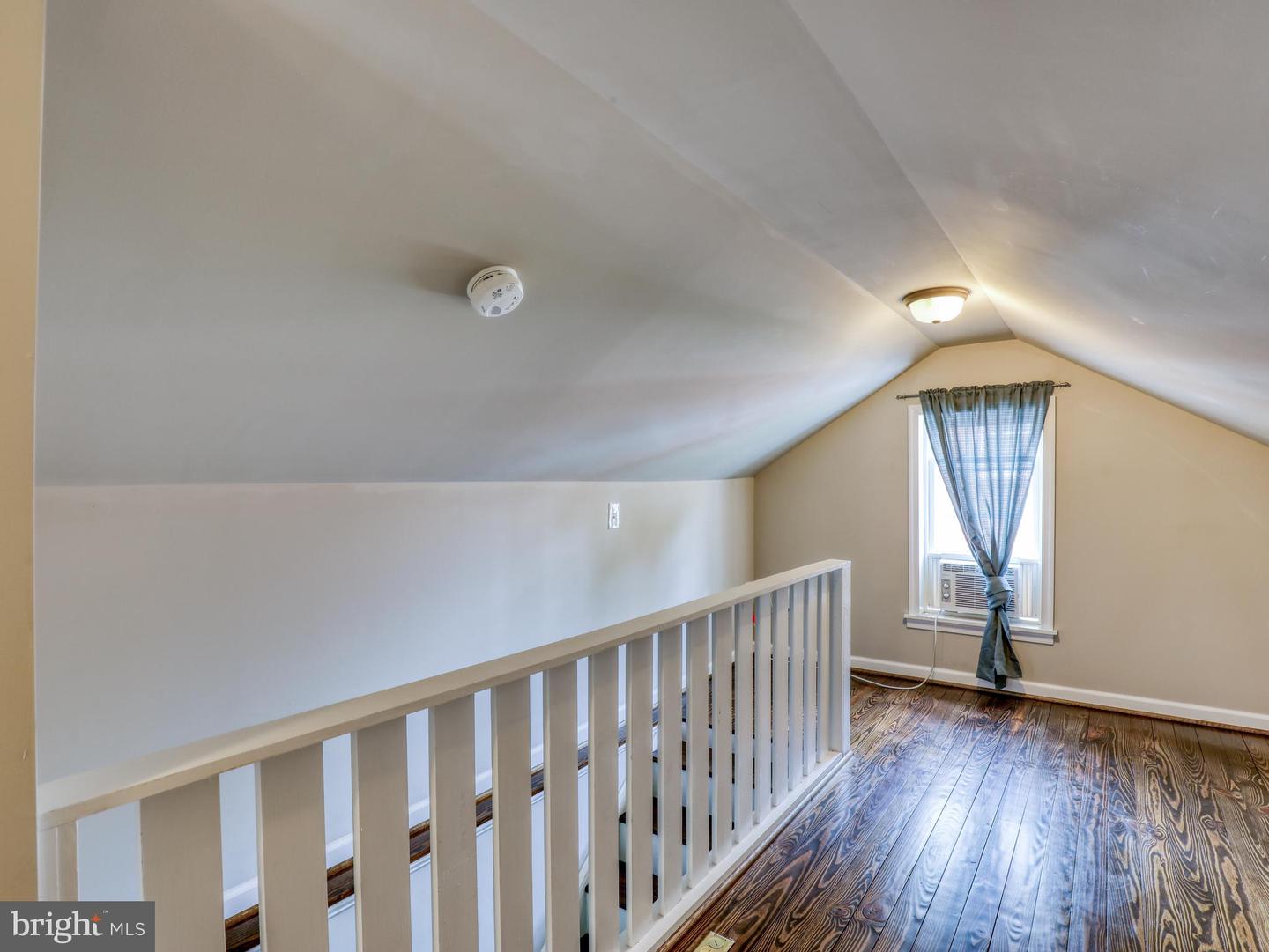 123 Bellview Ave
