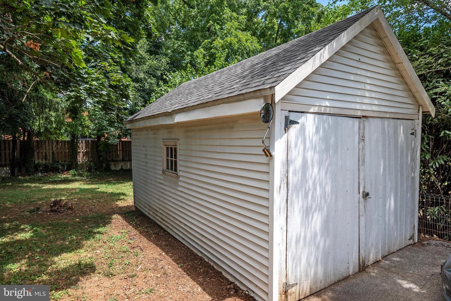 310 BELLVIEW AVE