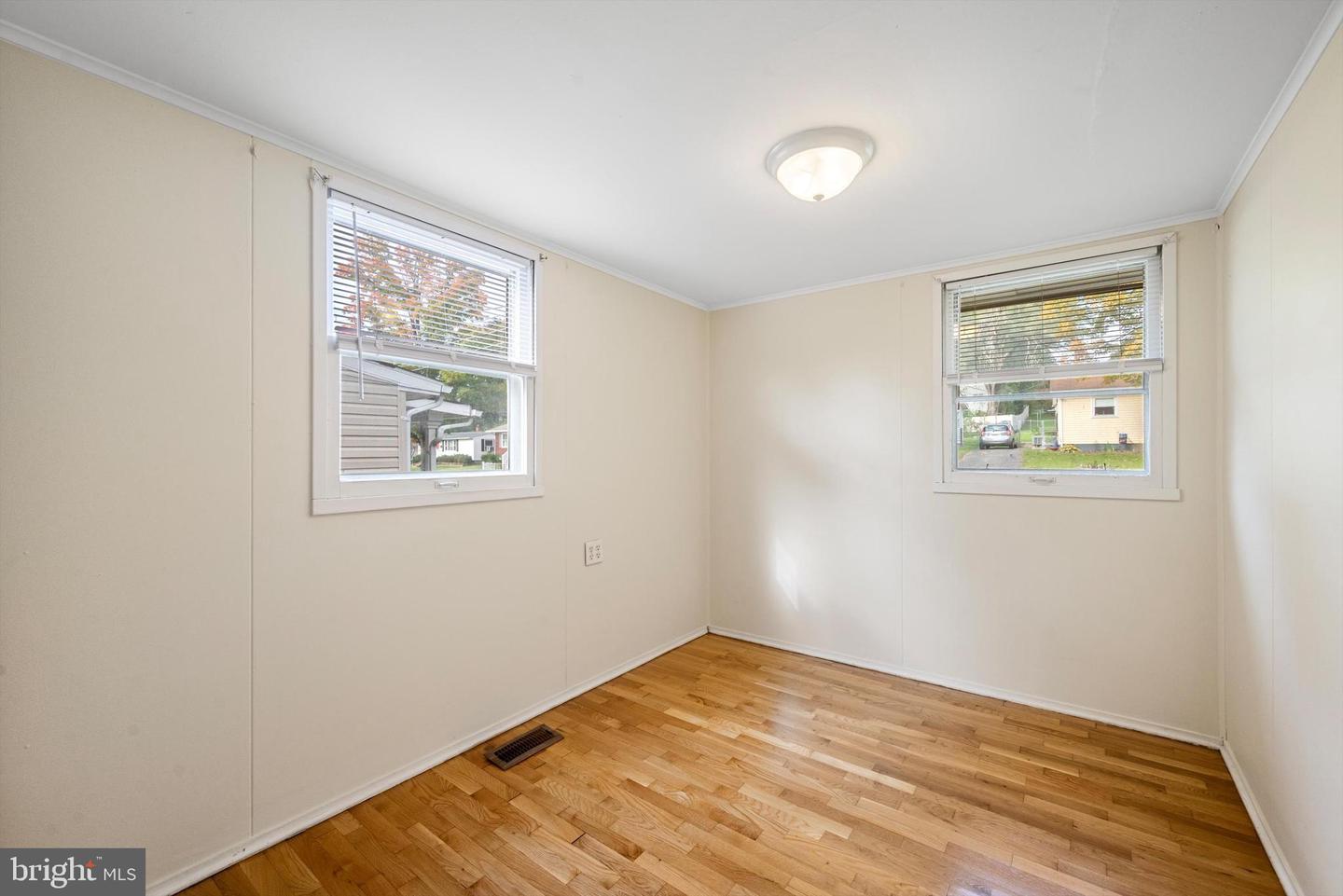212 SHENANDOAH AVE