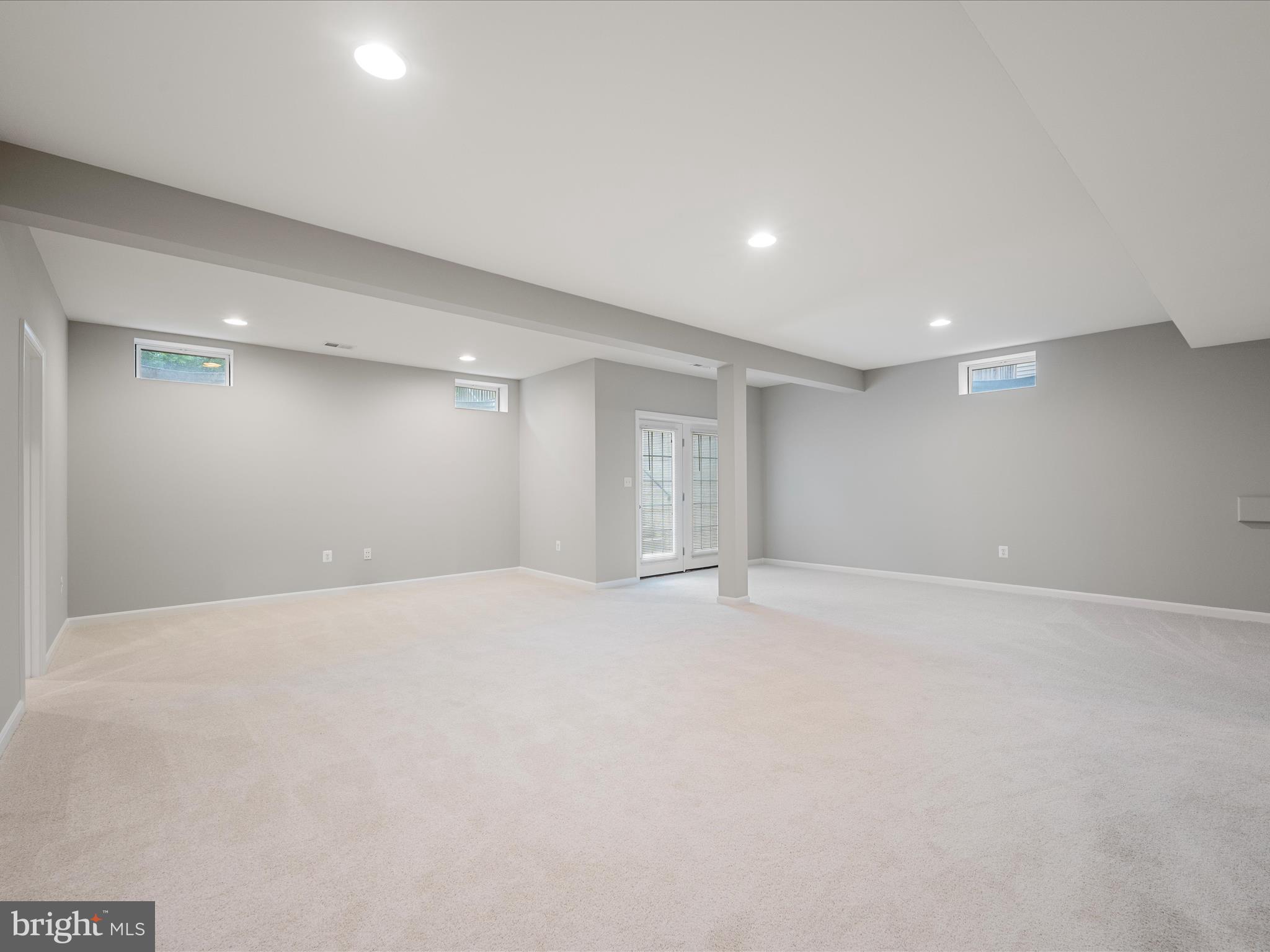 800 Kennedy Dr