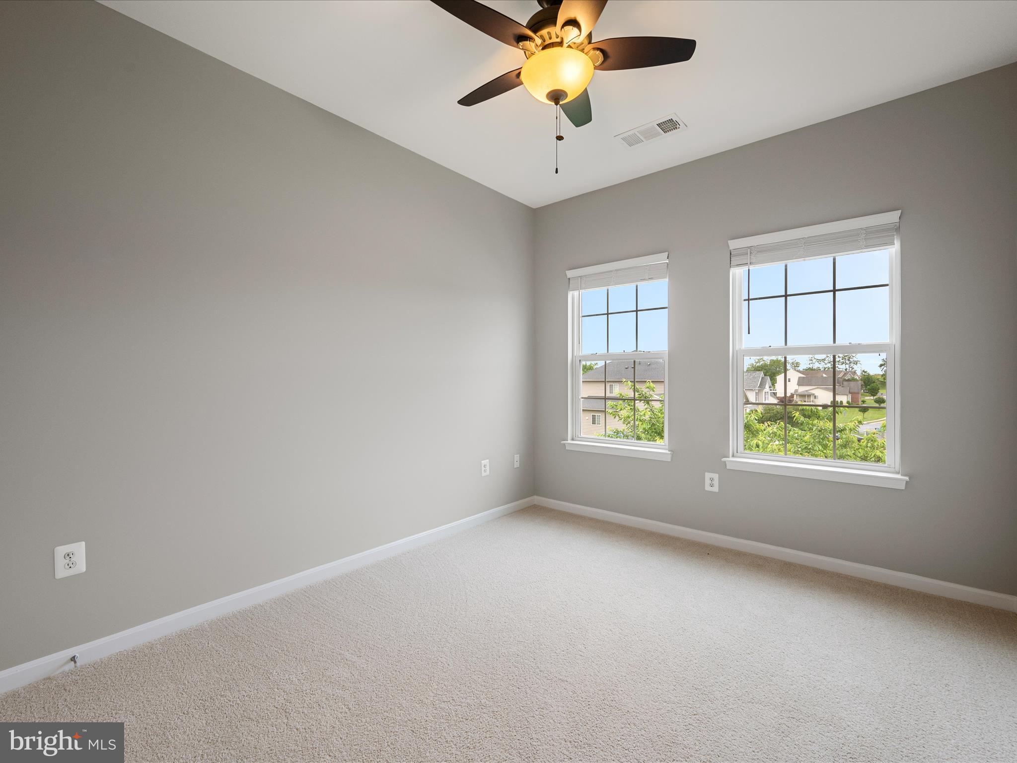800 Kennedy Dr