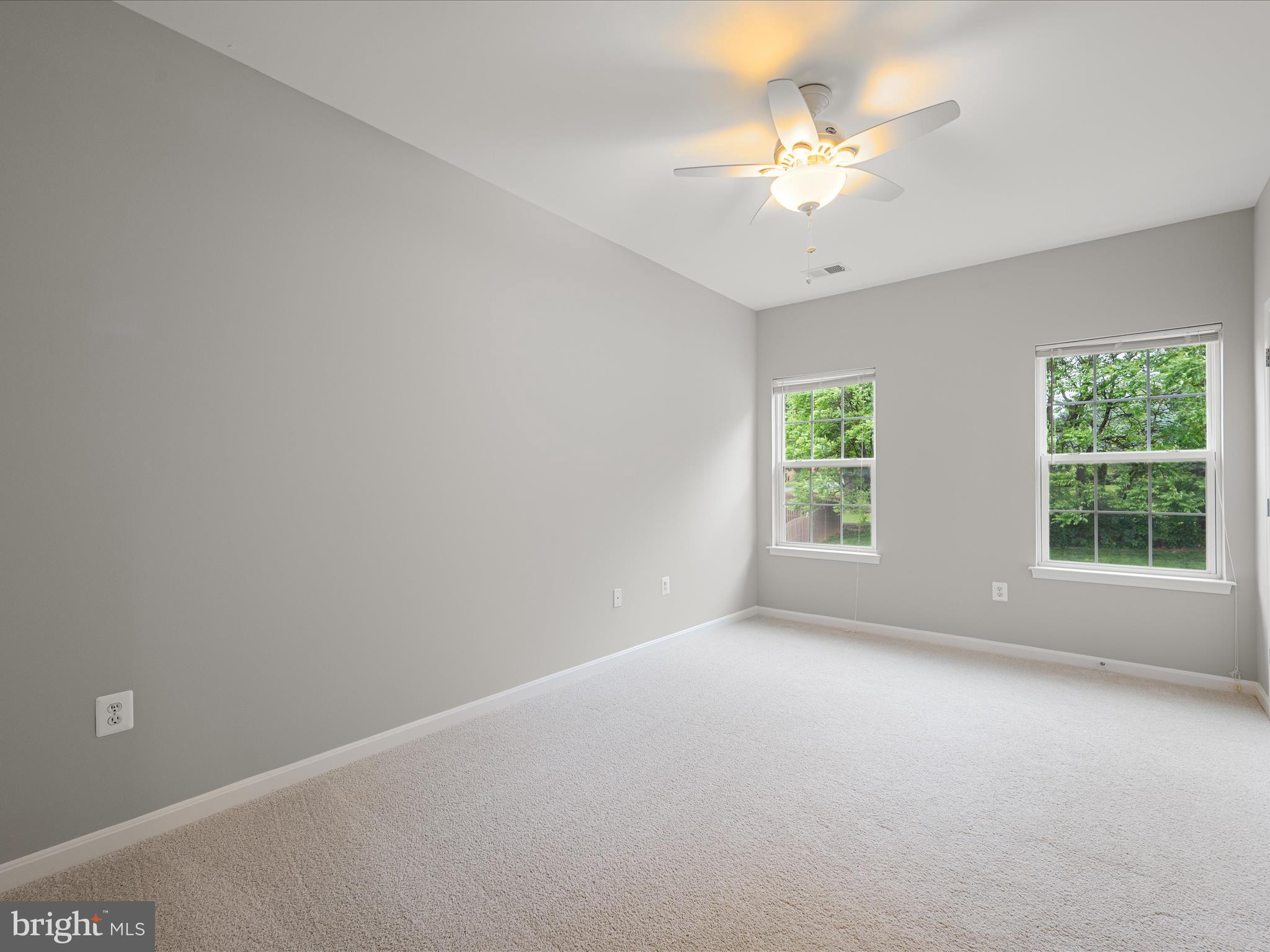 800 Kennedy Dr