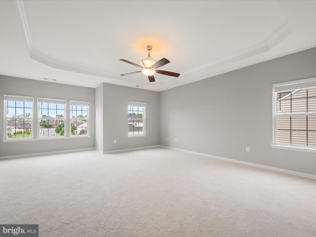800 Kennedy Dr