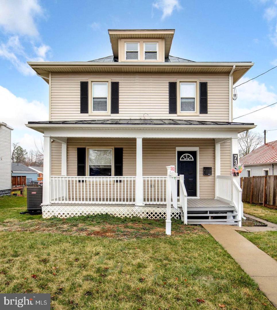 735 BERRYVILLE AVE
