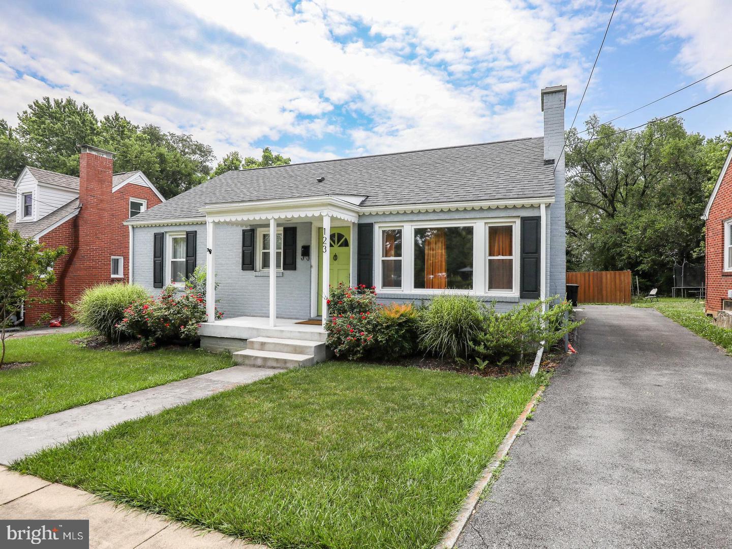 123 BELLVIEW AVENUE