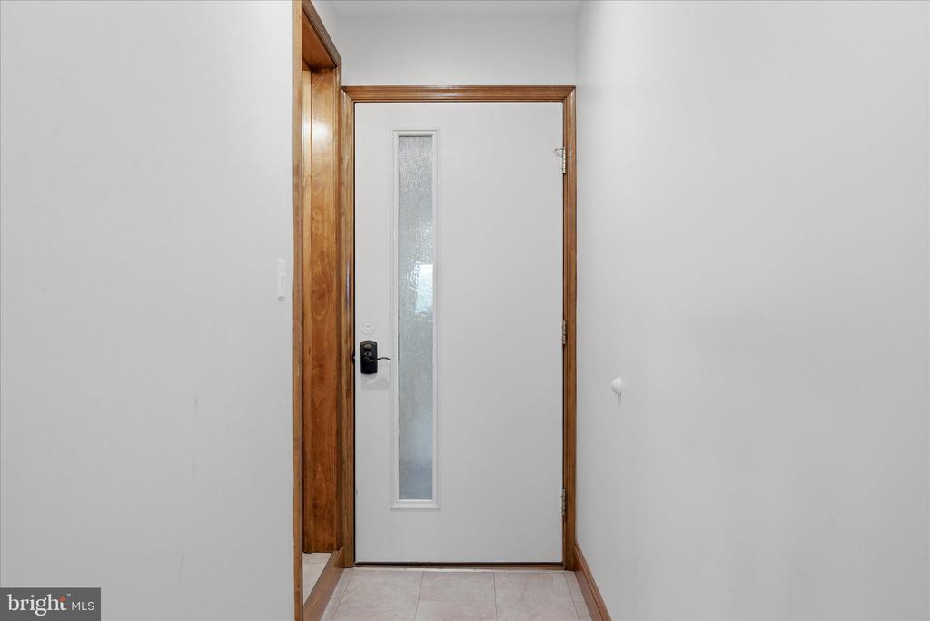 443 MILLWOOD AVENUE 5