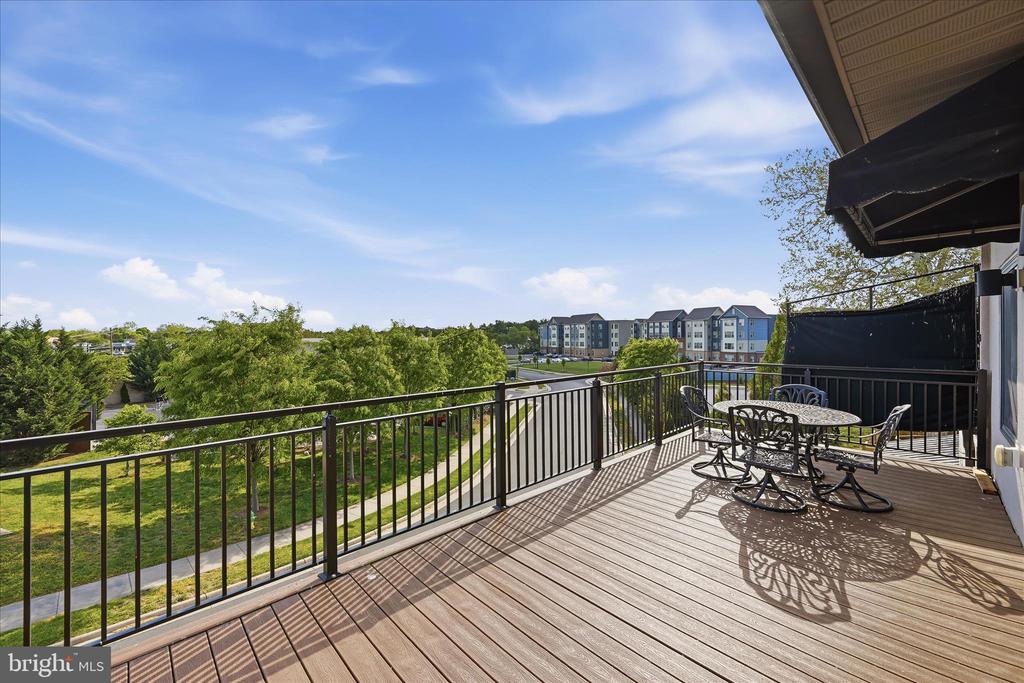 443 MILLWOOD AVENUE 5