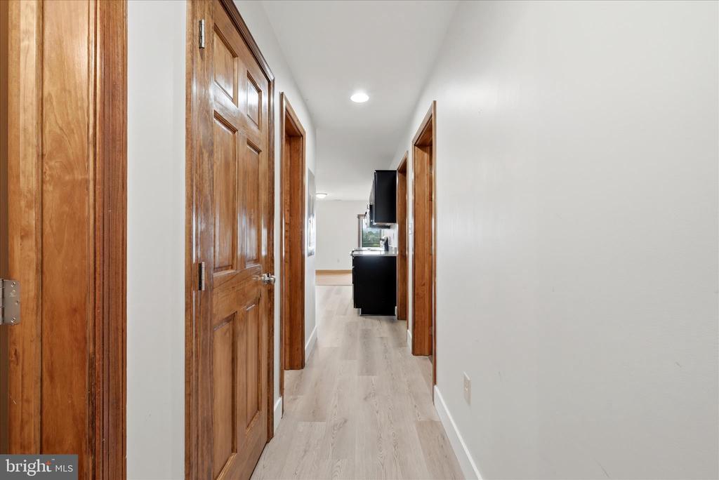443 MILLWOOD AVE 4