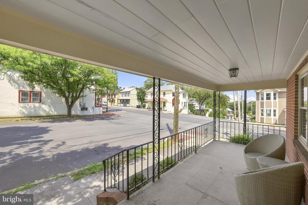 31 E GERMAIN STREET