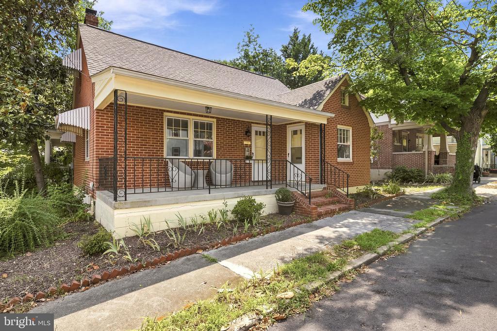 31 E GERMAIN STREET