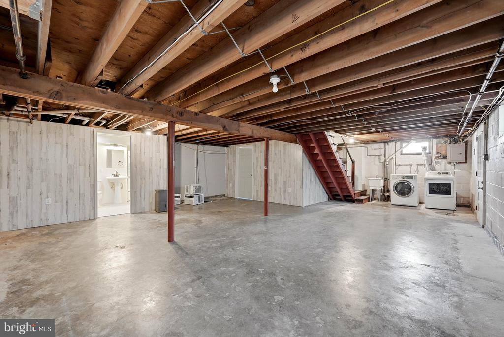 31 E GERMAIN STREET