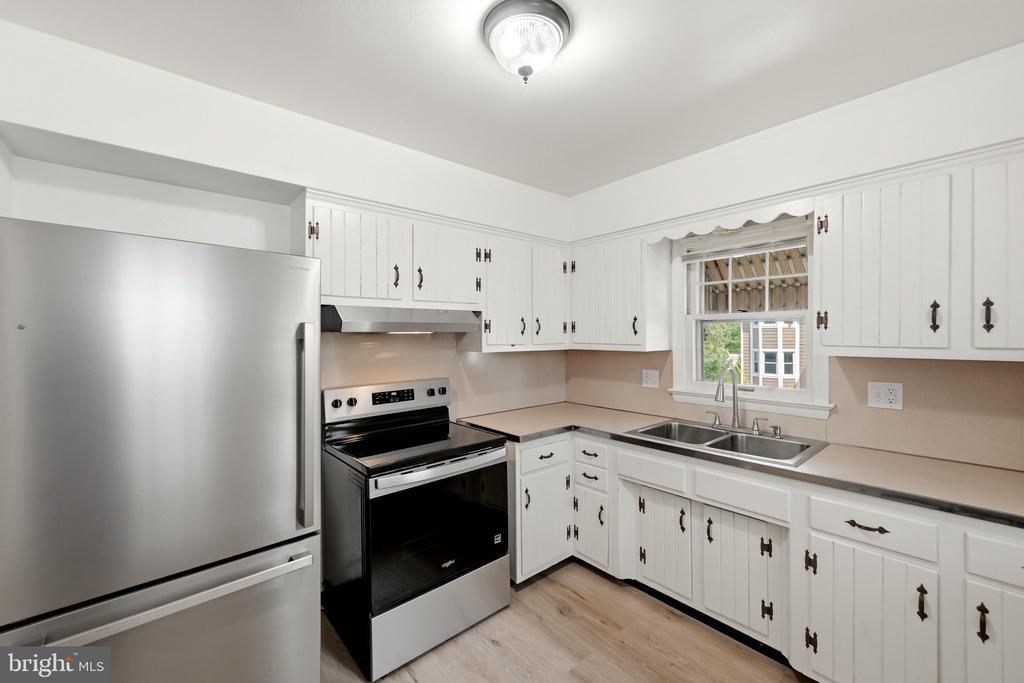 31 E GERMAIN STREET