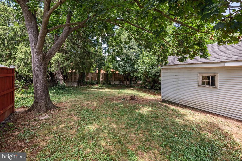 310 BELLVIEW AVENUE
