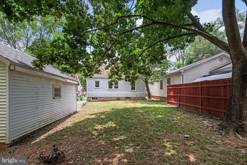 310 BELLVIEW AVENUE
