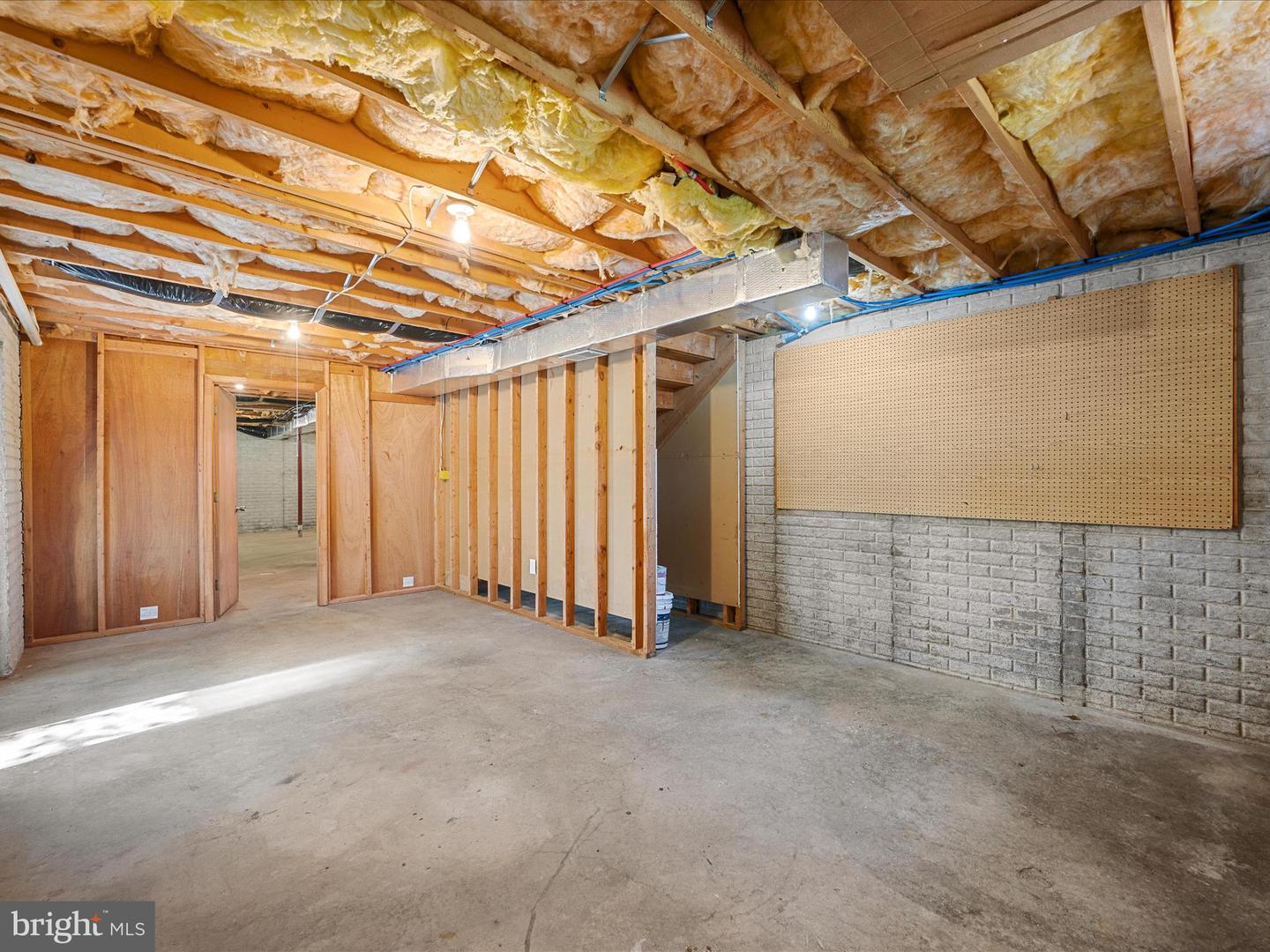 46 Flicker Ln