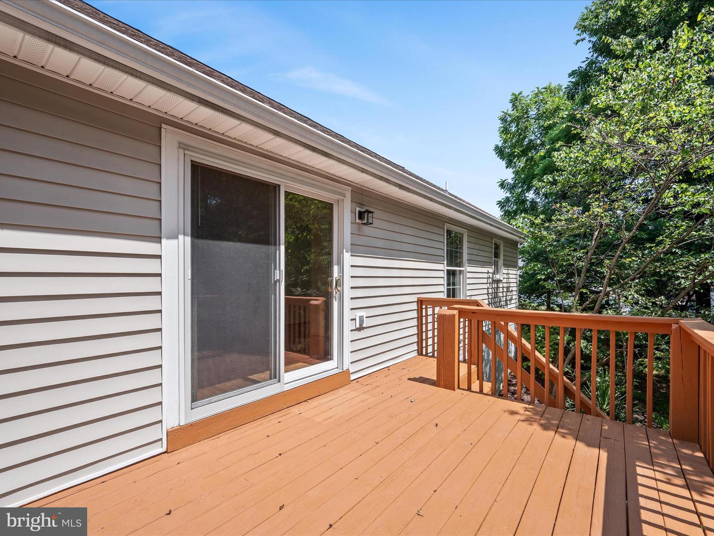 46 Flicker Ln